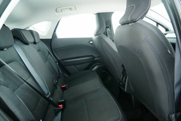 https://vehicle-cdn.autoleague.cloud/30641_U513300_12.jpg