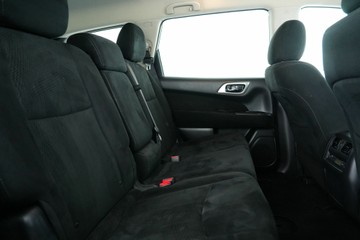 https://vehicle-cdn.autoleague.cloud/30641_U513301_13.jpg
