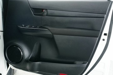 https://vehicle-cdn.autoleague.cloud/30641_U513315_13.jpg