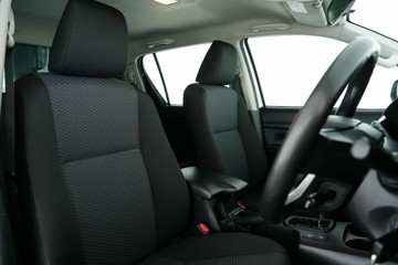 https://vehicle-cdn.autoleague.cloud/30641_U513315_15.jpg