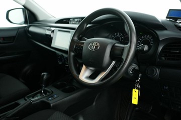 https://vehicle-cdn.autoleague.cloud/30641_U513315_16.jpg