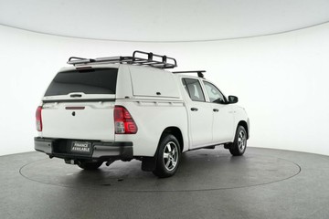 https://vehicle-cdn.autoleague.cloud/30641_U513315_8.jpg