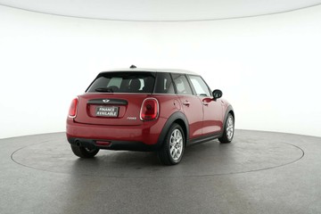 https://vehicle-cdn.autoleague.cloud/30641_U513320_7.jpg