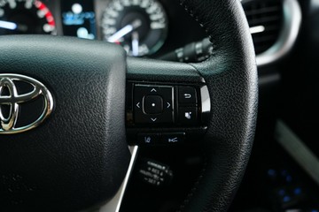https://vehicle-cdn.autoleague.cloud/30641_U513321_17.jpg