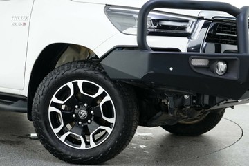 https://vehicle-cdn.autoleague.cloud/30641_U513321_2.jpg