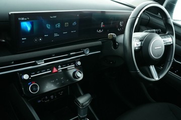 https://vehicle-cdn.autoleague.cloud/30641_U513323_26.jpg
