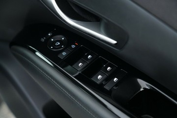 https://vehicle-cdn.autoleague.cloud/30641_U513324_14.jpg