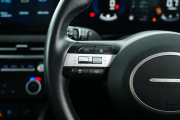 https://vehicle-cdn.autoleague.cloud/30641_U513324_19.jpg