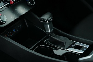 https://vehicle-cdn.autoleague.cloud/30641_U513324_26.jpg