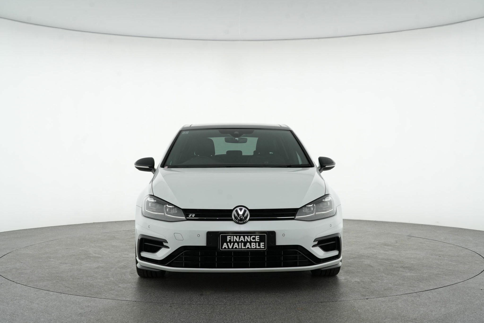 Volkswagen Golf image 3