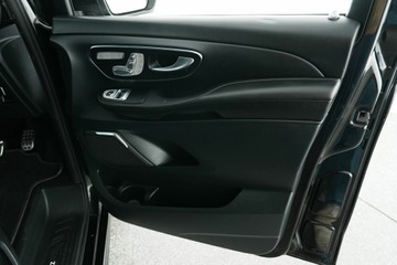 https://vehicle-cdn.autoleague.cloud/30641_U513328_16.jpg