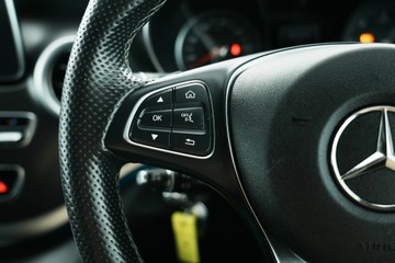 https://vehicle-cdn.autoleague.cloud/30641_U513328_20.jpg