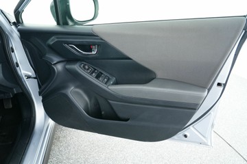 https://vehicle-cdn.autoleague.cloud/30641_U513332_18.jpg