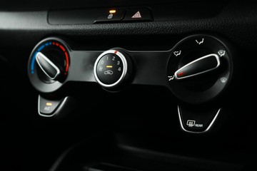 https://vehicle-cdn.autoleague.cloud/30641_U513335_22.jpg