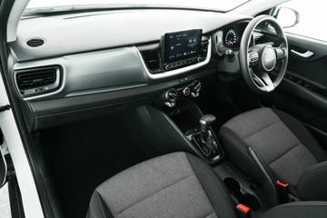 https://vehicle-cdn.autoleague.cloud/30641_U513335_24.jpg