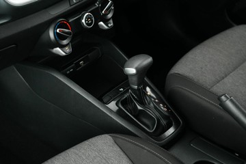 https://vehicle-cdn.autoleague.cloud/30641_U513335_26.jpg