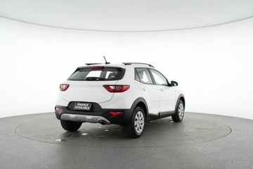 https://vehicle-cdn.autoleague.cloud/30641_U513335_7.jpg
