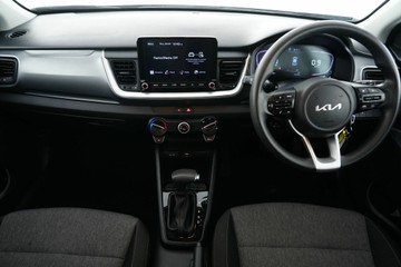 https://vehicle-cdn.autoleague.cloud/30641_U513337_13.jpg