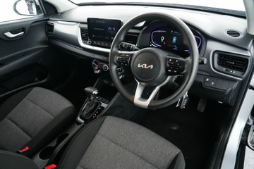 https://vehicle-cdn.autoleague.cloud/30641_U513337_16.jpg