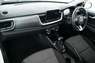 https://vehicle-cdn.autoleague.cloud/30641_U513338_24.jpg