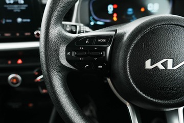 https://vehicle-cdn.autoleague.cloud/30641_U513339_19.jpg