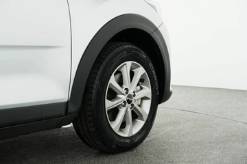 https://vehicle-cdn.autoleague.cloud/30641_U513340_8.jpg