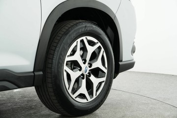 https://vehicle-cdn.autoleague.cloud/30641_U513347_7.jpg
