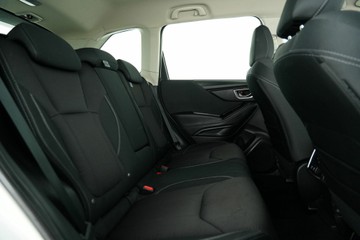 https://vehicle-cdn.autoleague.cloud/30641_U513348_12.jpg