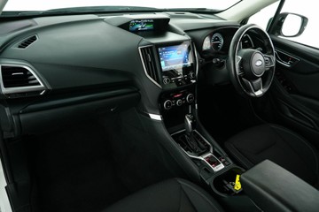 https://vehicle-cdn.autoleague.cloud/30641_U513348_26.jpg