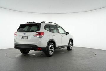 https://vehicle-cdn.autoleague.cloud/30641_U513348_7.jpg