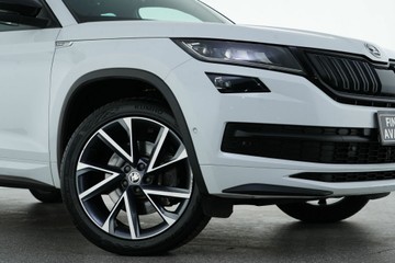 https://vehicle-cdn.autoleague.cloud/30641_U513351_2.jpg