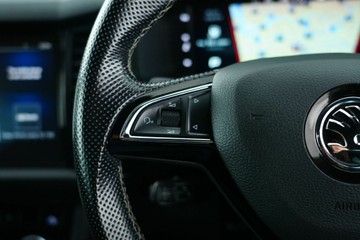 https://vehicle-cdn.autoleague.cloud/30641_U513351_21.jpg