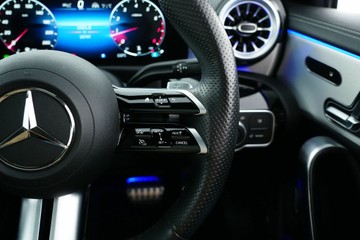 https://vehicle-cdn.autoleague.cloud/30641_U513353_21.jpg