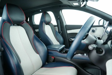 https://vehicle-cdn.autoleague.cloud/30641_U513357_16.jpg