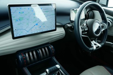 https://vehicle-cdn.autoleague.cloud/30641_U513357_28.jpg