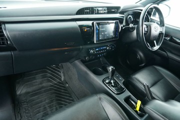 https://vehicle-cdn.autoleague.cloud/30641_U513359_30.jpg