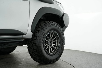 https://vehicle-cdn.autoleague.cloud/30641_U513359_8.jpg