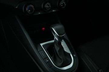 https://vehicle-cdn.autoleague.cloud/30641_U513373_28.jpg