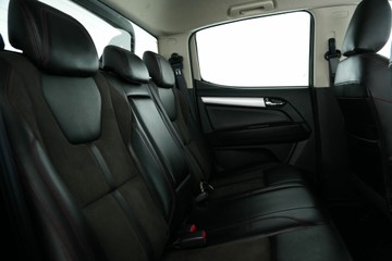 https://vehicle-cdn.autoleague.cloud/30641_U513384_15.jpg