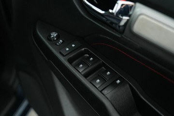 https://vehicle-cdn.autoleague.cloud/30641_U513384_18.jpg
