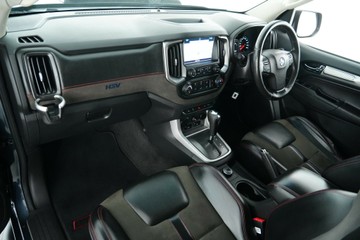 https://vehicle-cdn.autoleague.cloud/30641_U513384_29.jpg