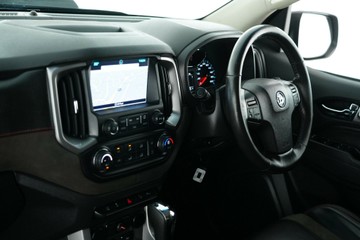 https://vehicle-cdn.autoleague.cloud/30641_U513384_30.jpg