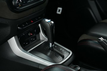 https://vehicle-cdn.autoleague.cloud/30641_U513384_31.jpg
