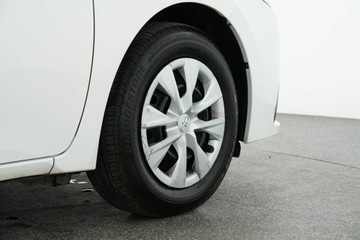 https://vehicle-cdn.autoleague.cloud/30641_U513394_8.jpg