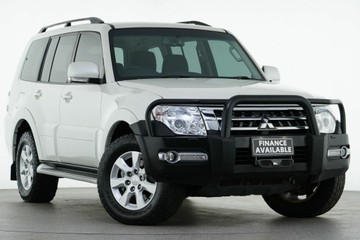 https://vehicle-cdn.autoleague.cloud/30641_U513413_1.jpg