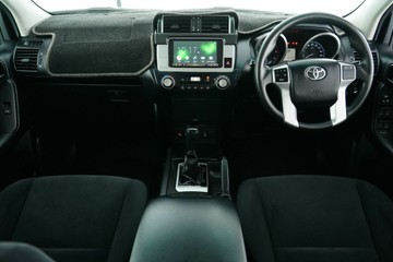 https://vehicle-cdn.autoleague.cloud/30641_U513416_17.jpg