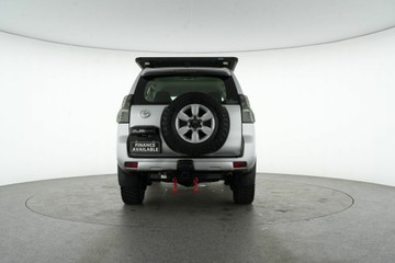https://vehicle-cdn.autoleague.cloud/30641_U513416_6.jpg
