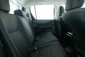 https://vehicle-cdn.autoleague.cloud/30641_U513418_11.jpg