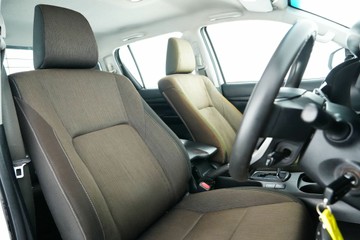 https://vehicle-cdn.autoleague.cloud/30641_U513418_13.jpg