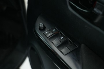 https://vehicle-cdn.autoleague.cloud/30641_U513418_16.jpg